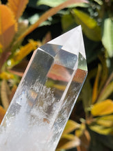 Load image into Gallery viewer, Clear Quartz Root Point #B
