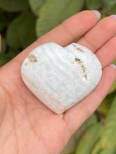 Load image into Gallery viewer, Caribbean Calcite Heart #A
