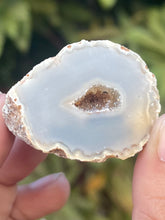 Load image into Gallery viewer, Agate Geode #A
