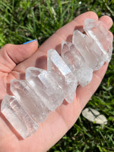 Load image into Gallery viewer, Clear Quartz Point
